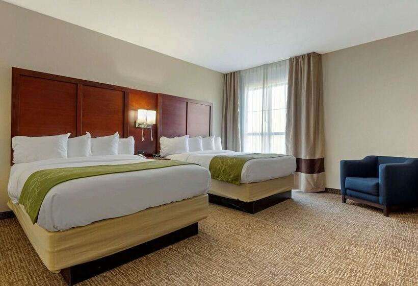 جناح, Comfort Suites Greenville South