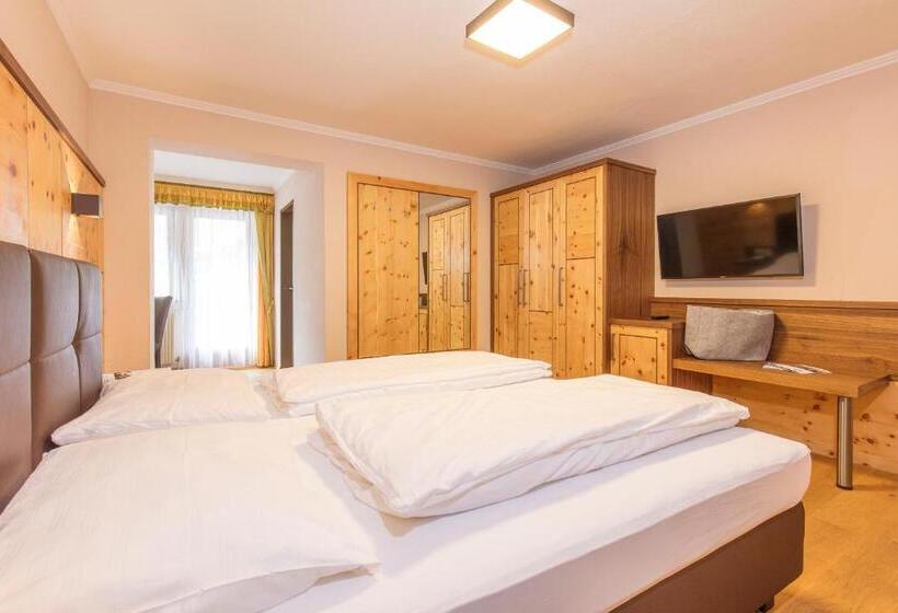 غرفة كمفورت مع بلكونة, Garni Birkenhof