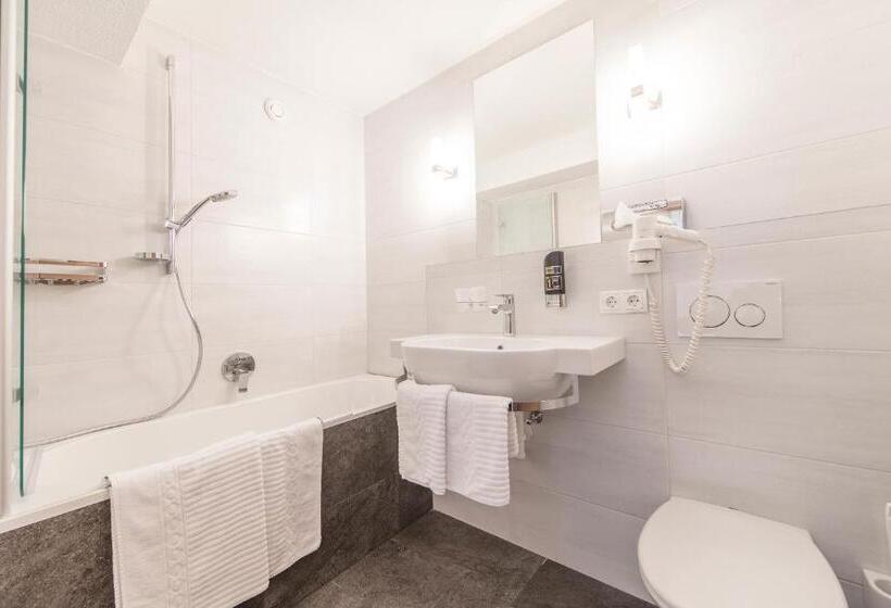 غرفة سوبيريور مزودة بشرفة, Garni Birkenhof