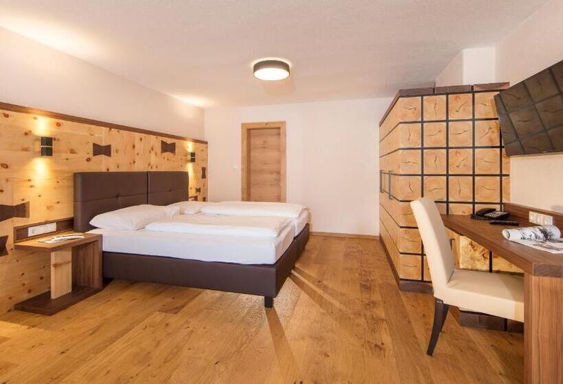 غرفة سوبيريور مزودة بشرفة, Garni Birkenhof