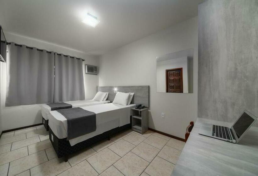 اتاق استاندارد, Lumar