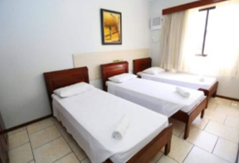 スタンダードトリプルルーム, Lumar