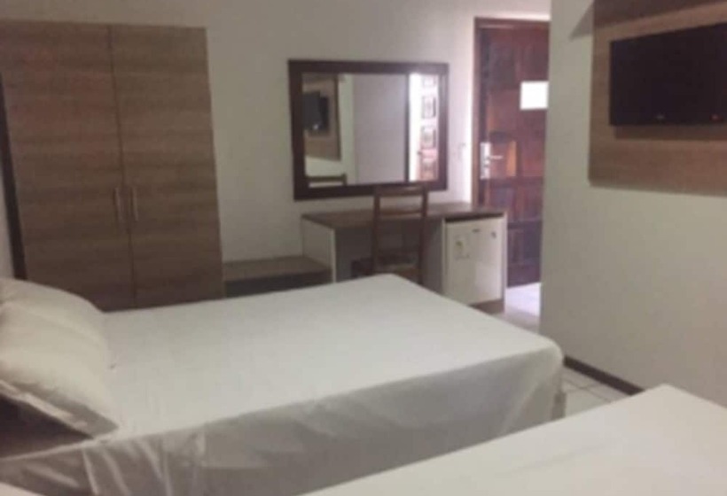 スタンダードトリプルルーム, Lumar