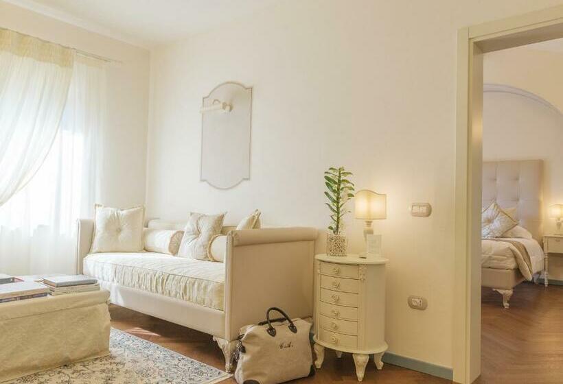 סוויטה, Relais Sassa Al Sole