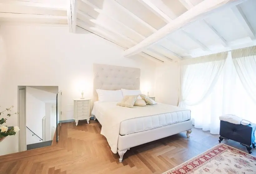 スイート, Relais Sassa Al Sole
