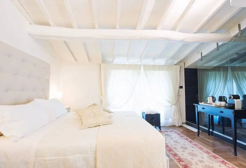 スイート, Relais Sassa Al Sole