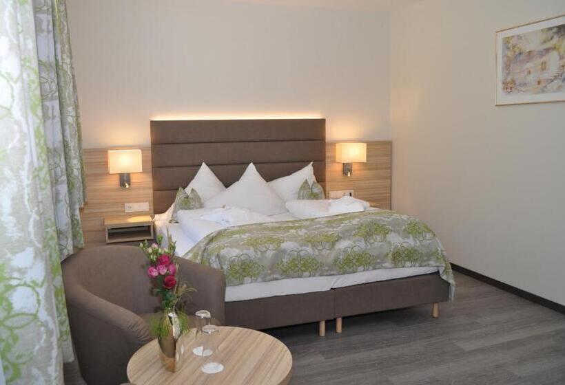 اتاق استاندارد, Restaurant Grimmingblick