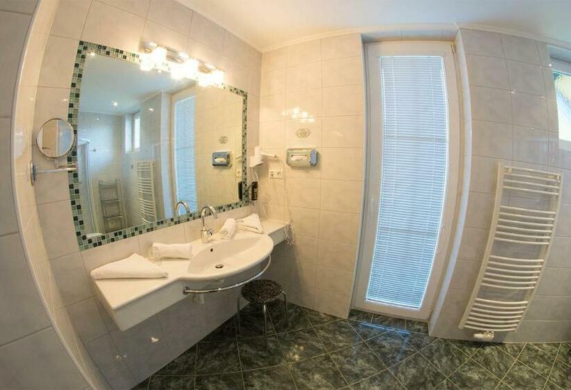 חדר משפחתי, Seehotel Steiner