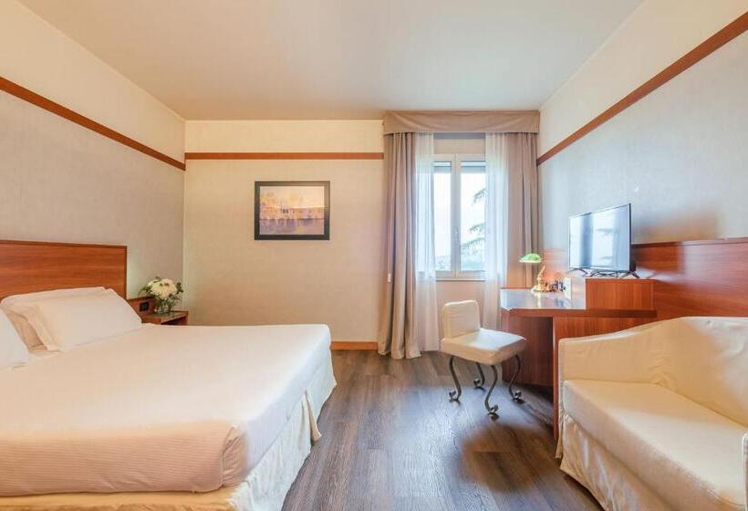 اتاق کلاسیک, Shg Hotel Bologna
