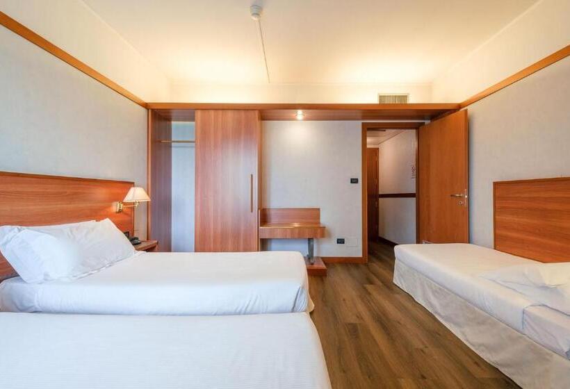 Habitació Triple Estàndard, Shg Hotel Bologna