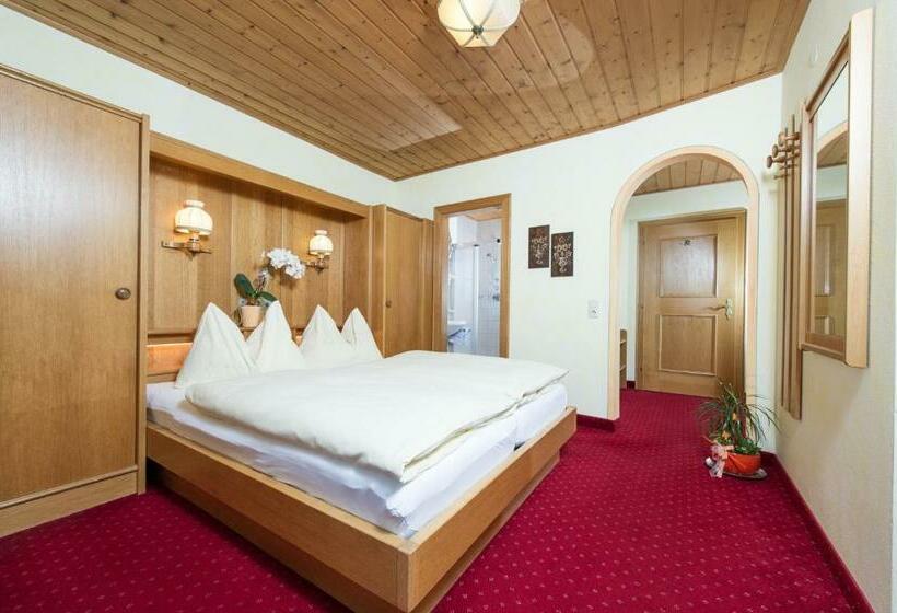 غرفة عائلية, Sonnhof