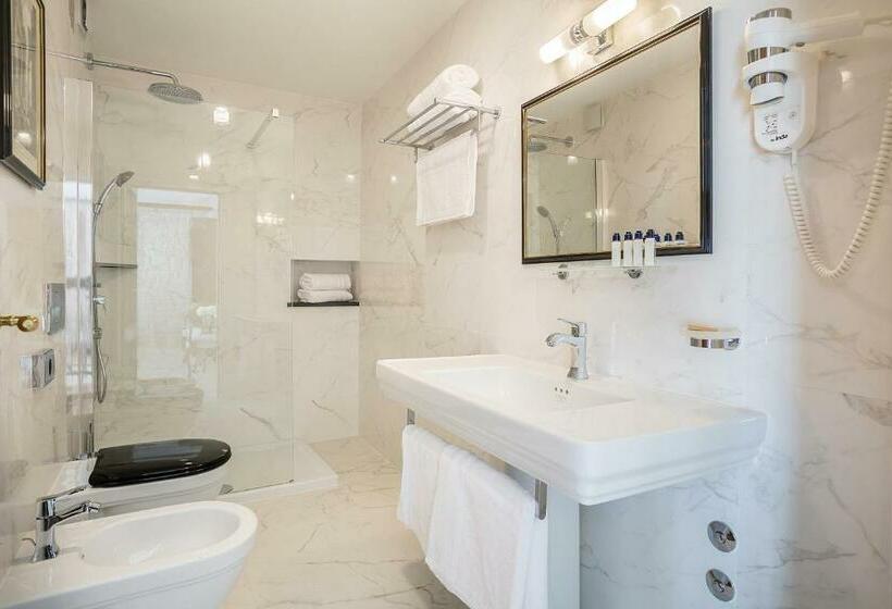 디럭스 룸, Splendida Palace