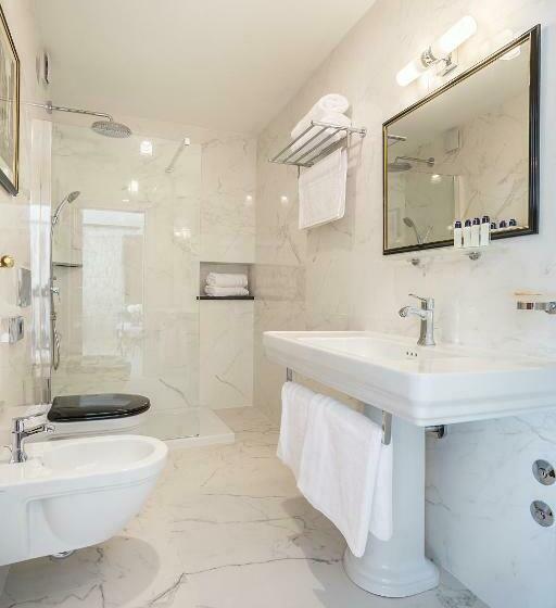 디럭스 룸, Splendida Palace