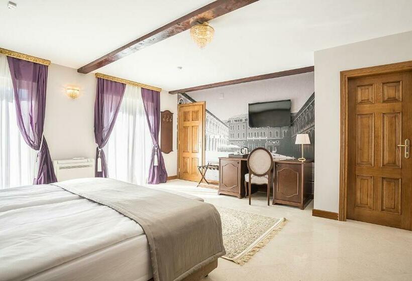 디럭스 룸, Splendida Palace