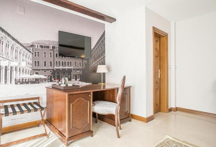 디럭스 룸, Splendida Palace