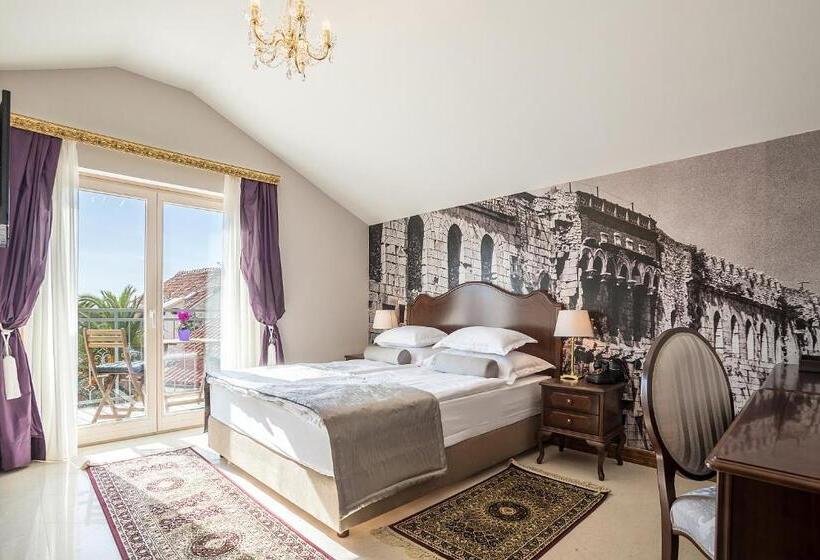 اتاق سوپریور با بالکن, Splendida Palace