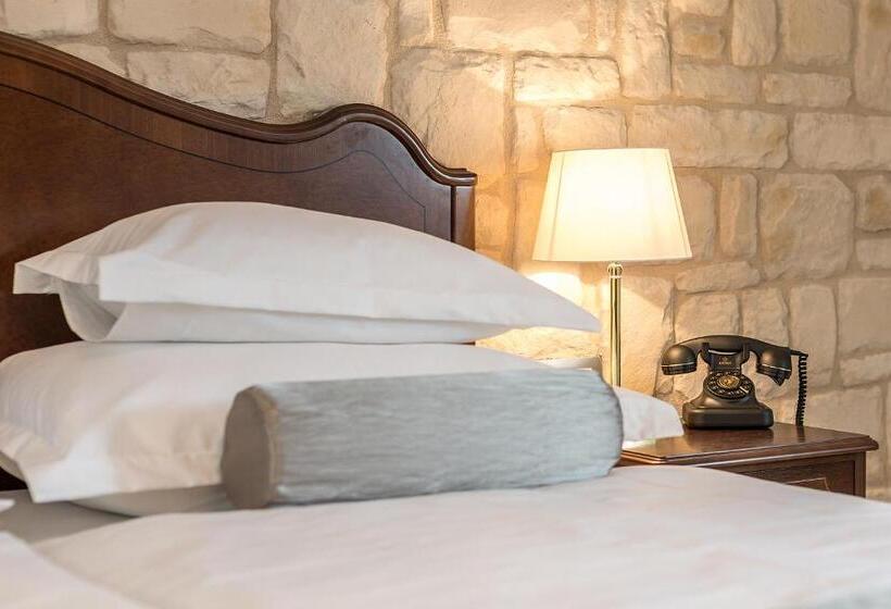 سوییت لوکس, Splendida Palace