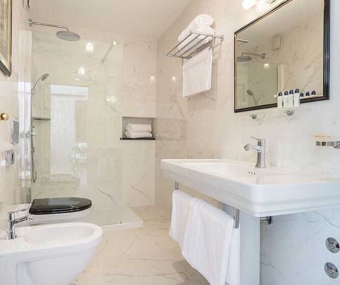 디럭스 룸, Splendida Palace