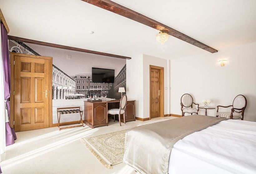 디럭스 룸, Splendida Palace