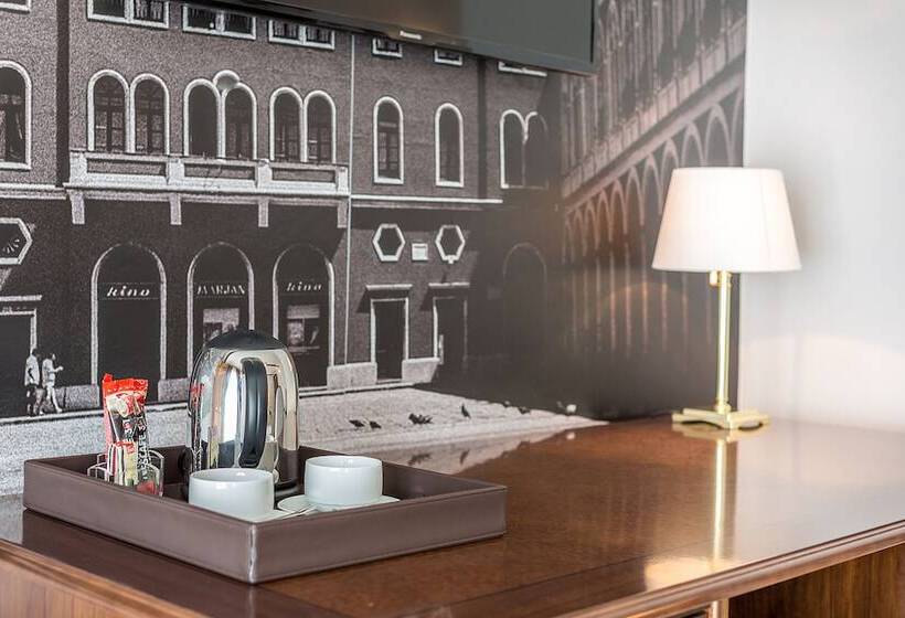 디럭스 룸, Splendida Palace