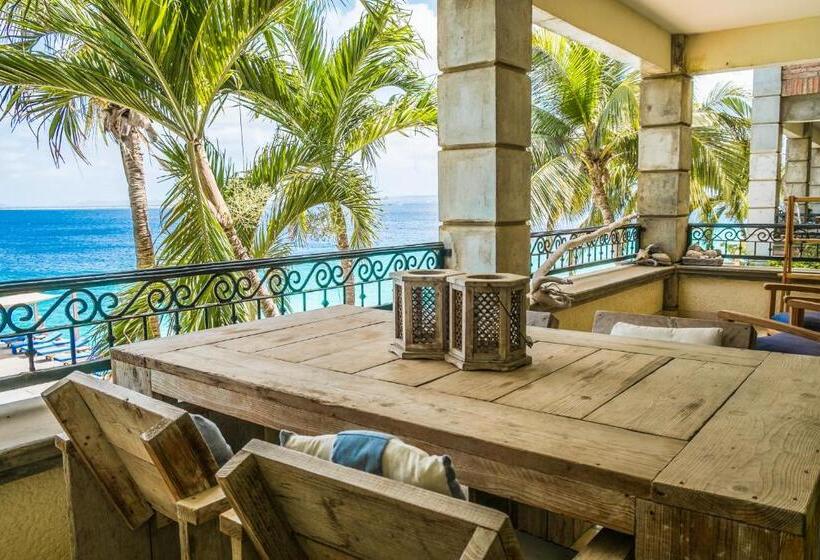 سوییت, The Bellafonte Luxury Oceanfront