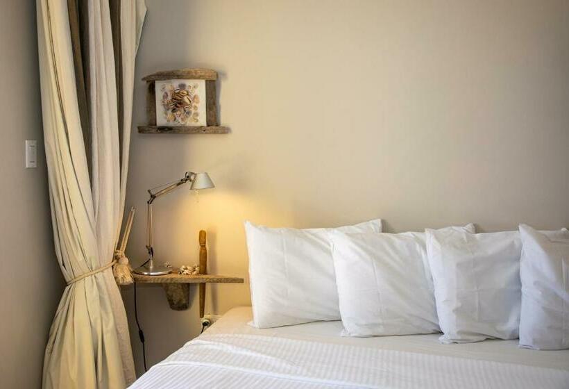 Escritório Deluxe, The Bellafonte   Luxury Oceanfront