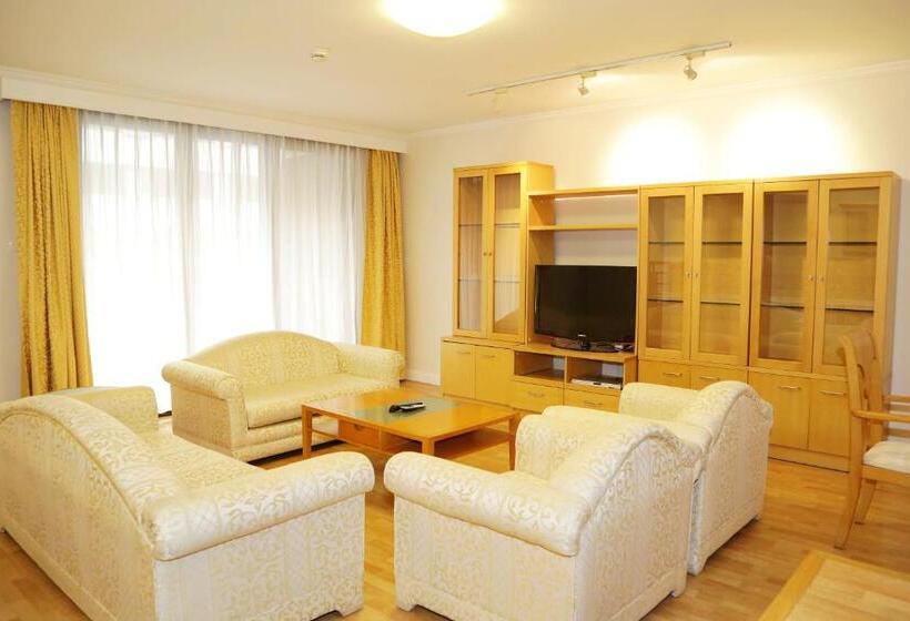 Apartamento 2 Dormitórios, Lido Apartment
