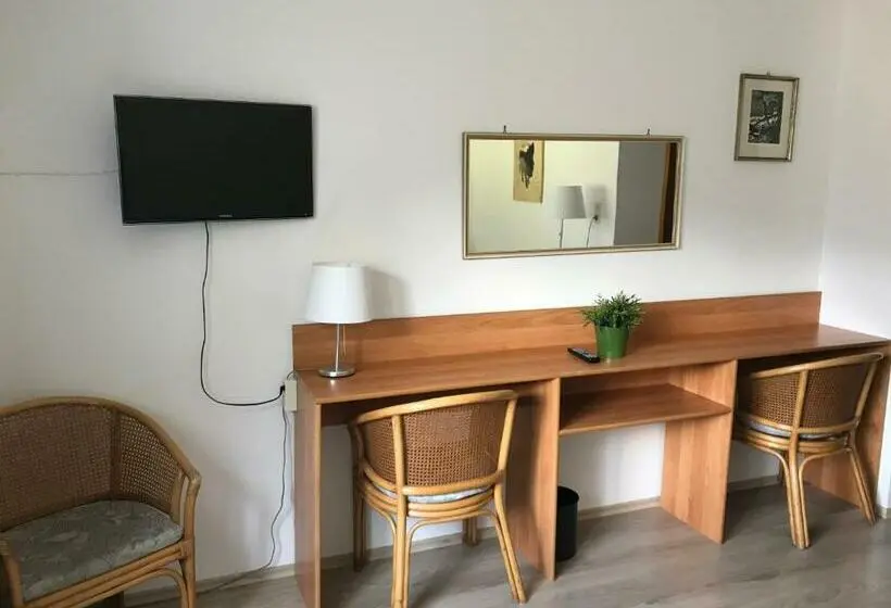 Standard Kolmen Hengen Huone, Naturparkhotel Florence