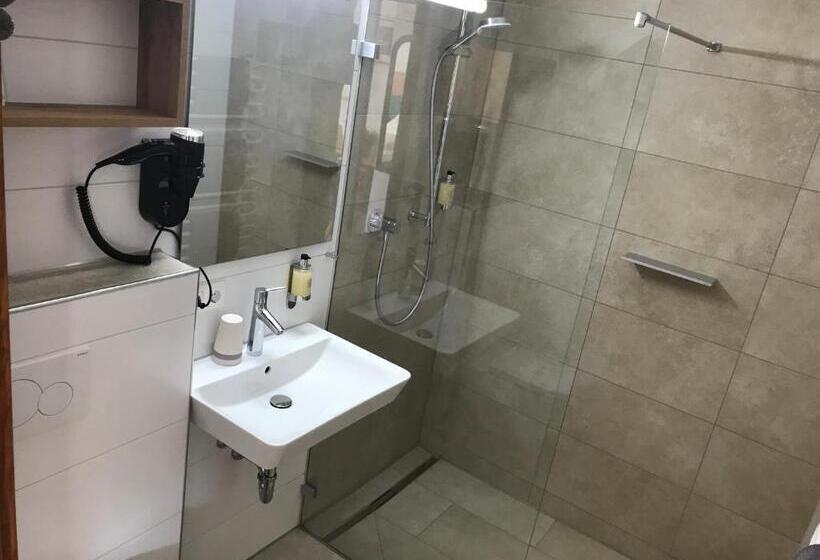 غرفة قياسية ثلاثية, Naturparkhotel Florence