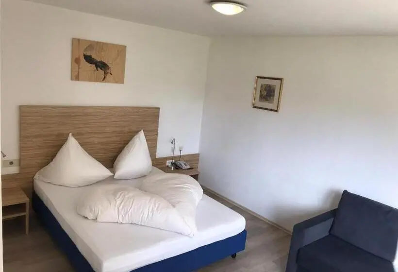 Perhehuone, Naturparkhotel Florence