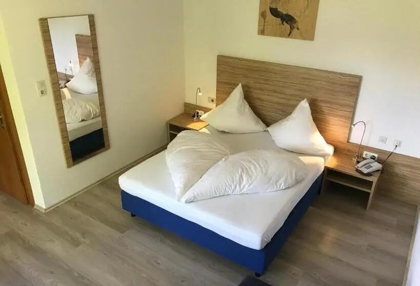 Perhehuone, Naturparkhotel Florence