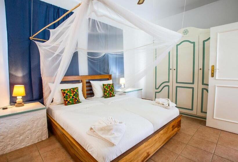 آپارتمان 2 خوابه, King Fisher Village