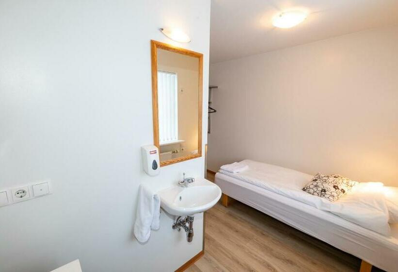 اتاق استاندارد یک تخته با سرویس بهداشتی مشترک, Akureyri Hostel