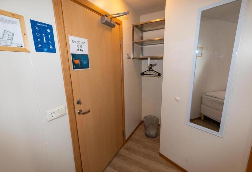 اتاق استاندارد, Akureyri Hostel