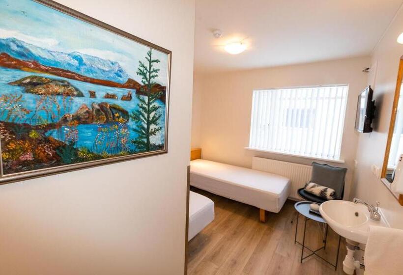 اتاق عادی, Akureyri Hostel