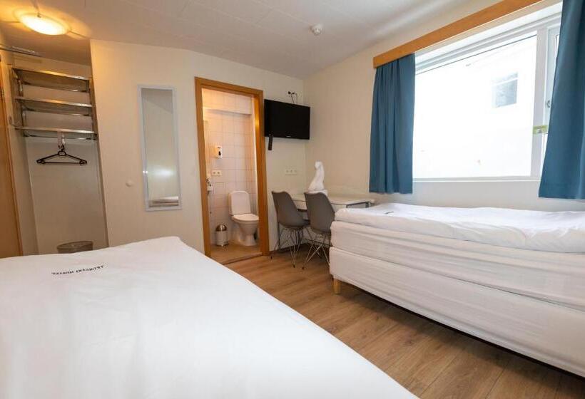 اتاق استاندارد, Akureyri Hostel