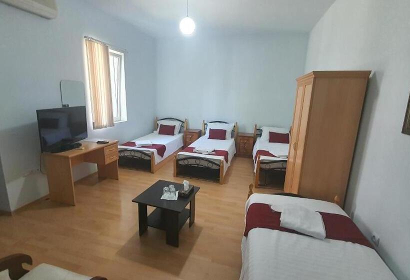 غرفة قياسية رباعية, Kesabella Touristic House