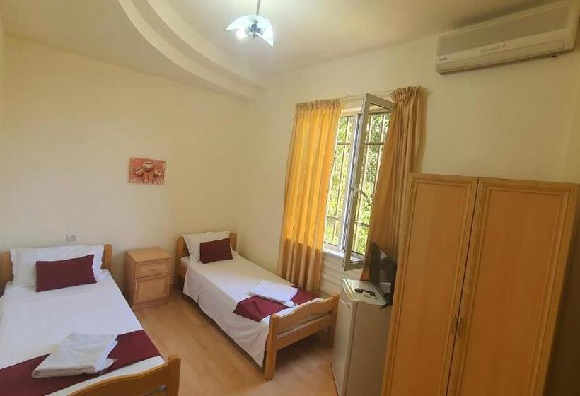 غرفة قياسية فردية, Kesabella Touristic House