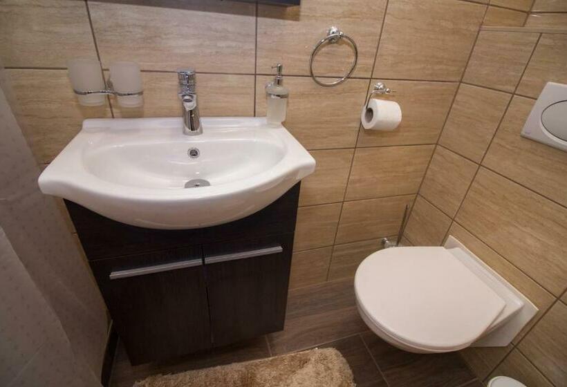 Номер Стандарт Индивидуальный, M7 Galéria Panzió