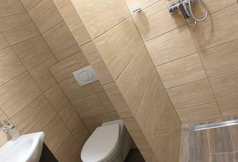 Номер Стандарт Индивидуальный, M7 Galéria Panzió