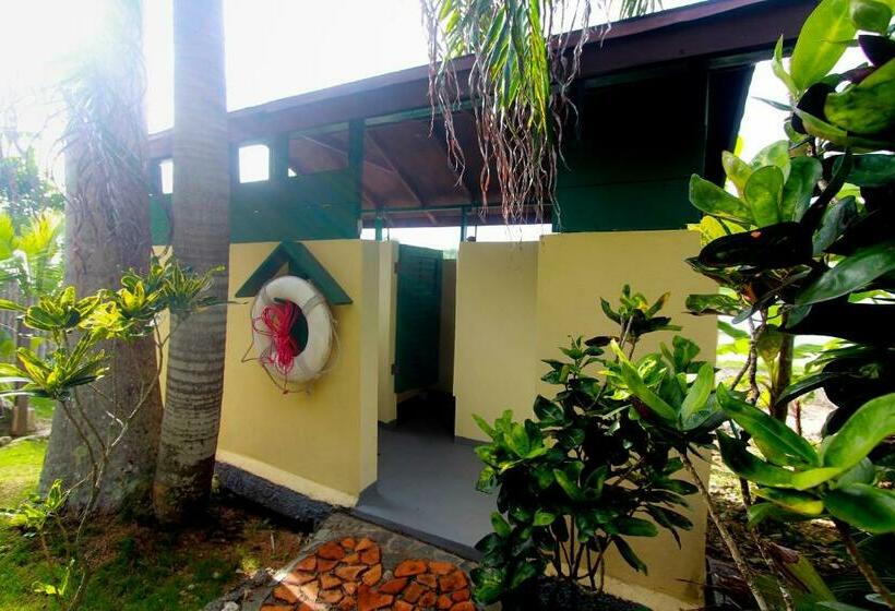 اتاق استاندارد با سرویس بهداشتی مشترک, Zion Country