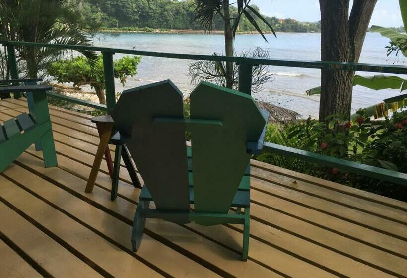 اتاق استاندارد با سرویس بهداشتی مشترک, Zion Country