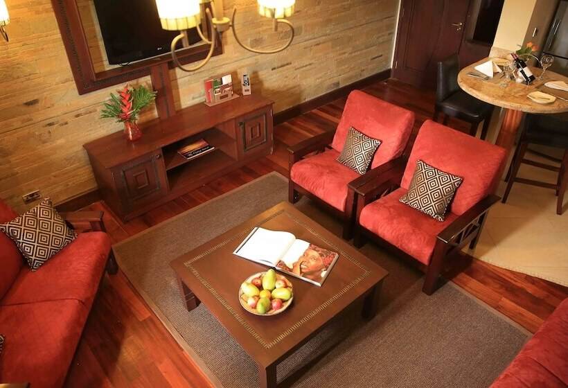 اتاق اجرایی, Enashipai Resort & Spa