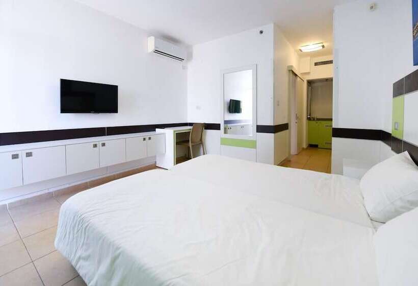 Chambre Standard, Hi   Bnei Dan   Tel Aviv Hostel