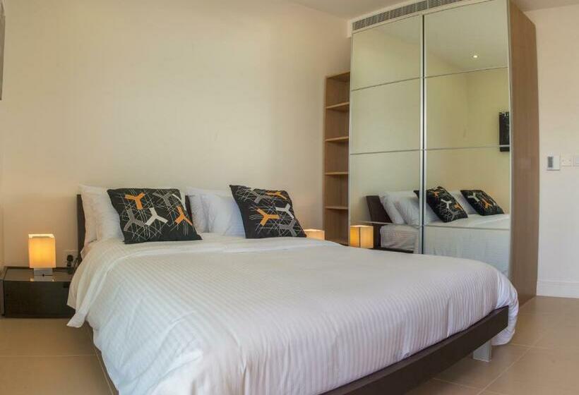 سوییت اجرایی, English Point Marina & Spa