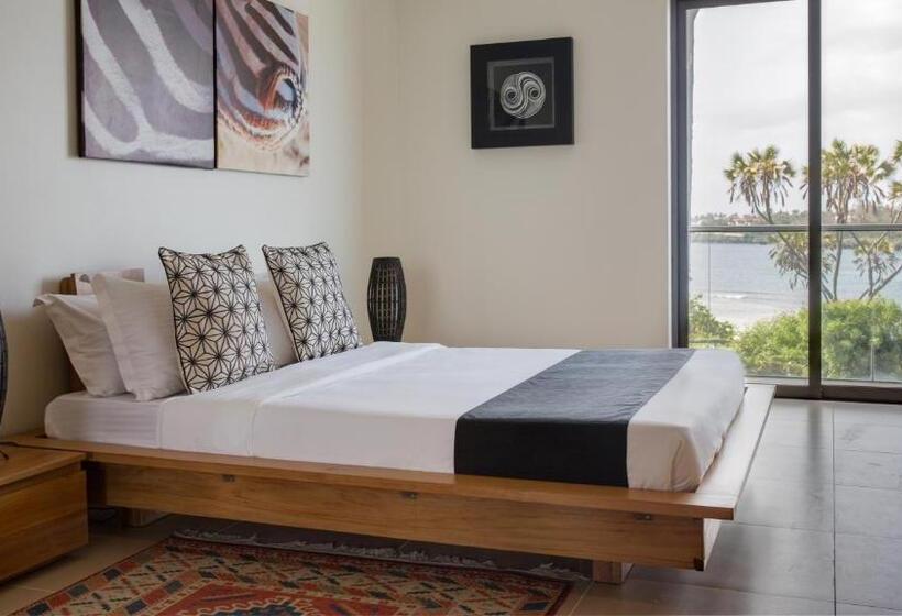 Deluxe Suite Sea View, English Point Marina & Spa