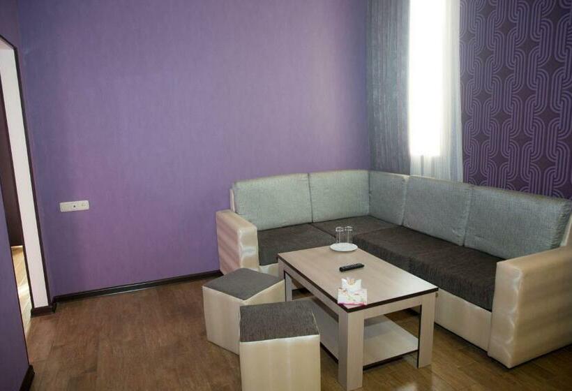 Camera Deluxe, Eridana