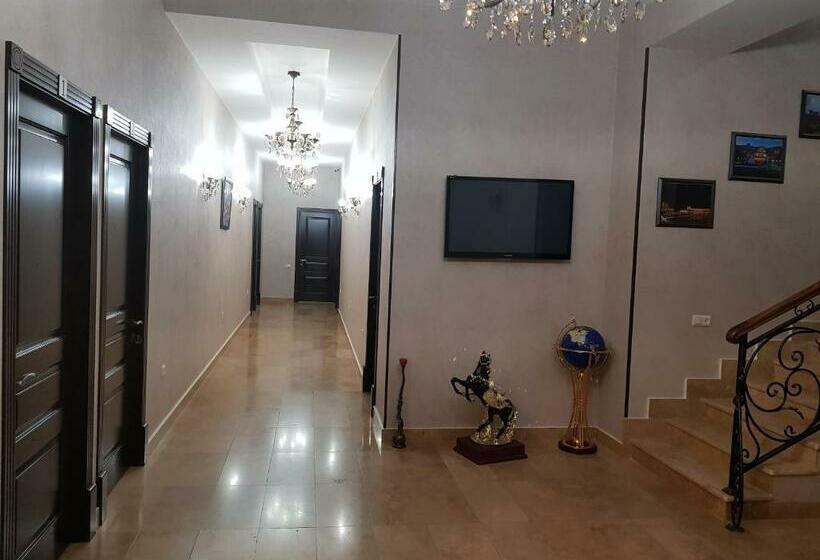 Camera Deluxe, Eridana