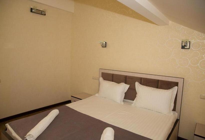 Suite 2 Camere da Letto, Eridana