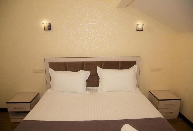 Suite 2 Camere da Letto, Eridana